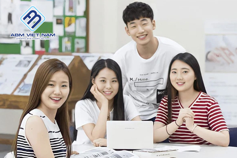 Xây dựng các mối quan hệ